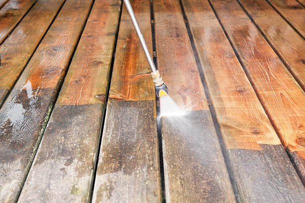 Best Concrete Pressure Washing  in Renton, WA